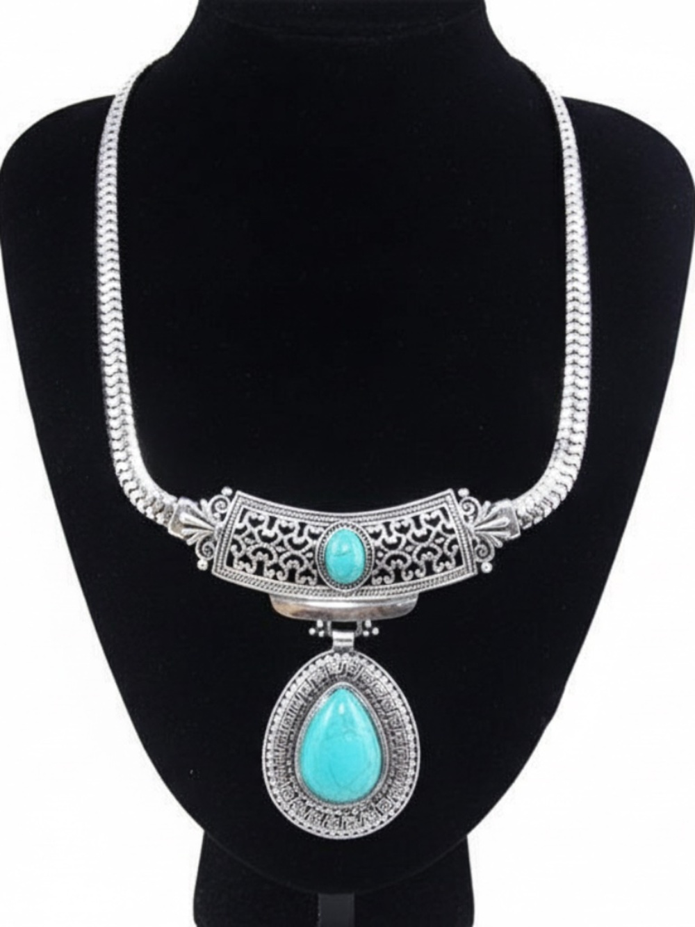 Womens Vintage Silver‎ and Turquoise Pendant Necklace